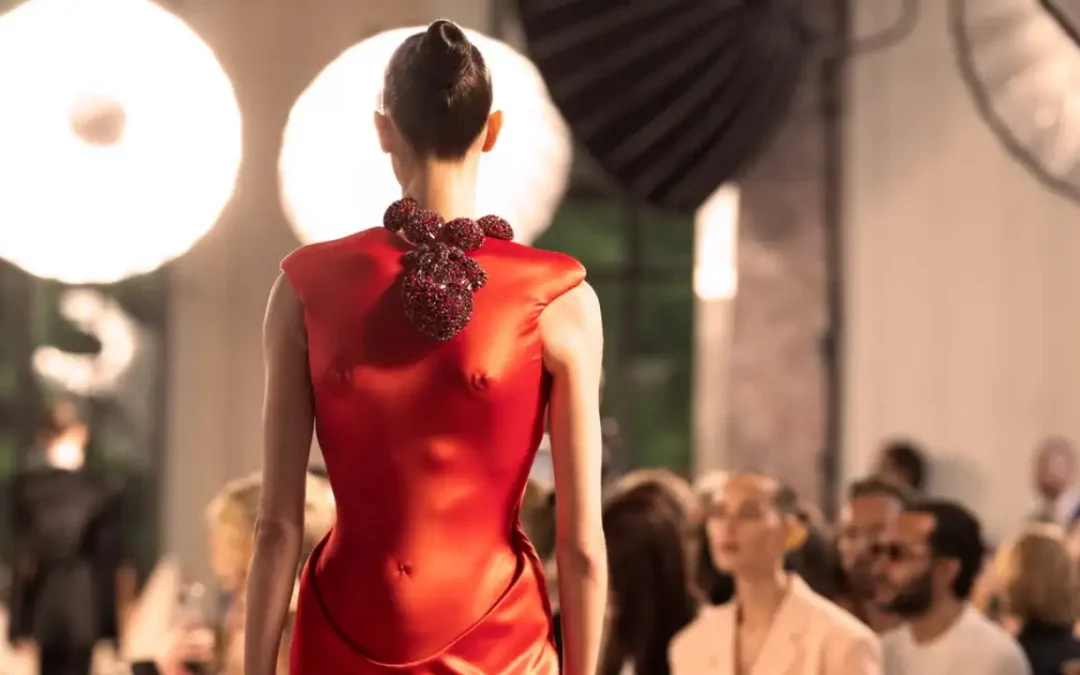 Haute Couture: Online Luxury